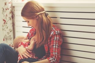 Alăptare la cerere versus alăptare conform unui program - revistamargot.ro