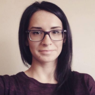 Psih. Oana Petcu discută hiperprotectivitatea părinților - RevistaMargot.ro