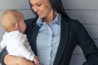 De ce mamele sunt lideri excepționali la locul de muncă - RevistaMargot.ro