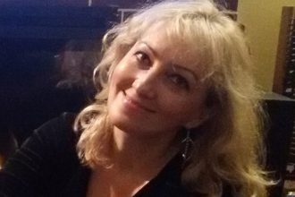 Interviu cu Mihaela Coravu de la „Terapia cu povești” - RevistaMargot.ro