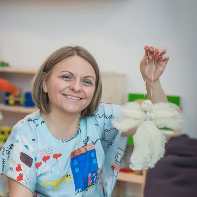 Bianca Mereuță - Omul care aduce cartea - RevistaMargot.ro