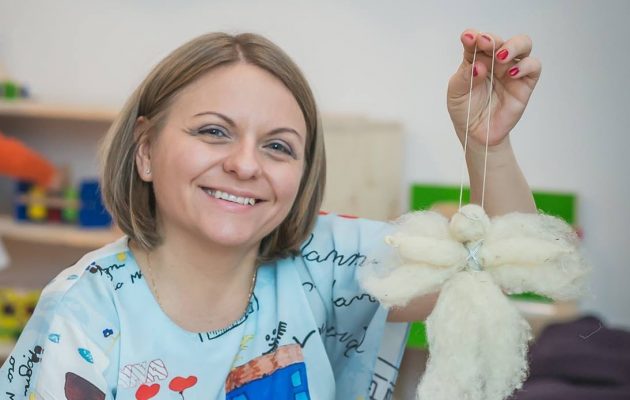 Bianca Mereuță - Omul care aduce cartea - RevistaMargot.ro