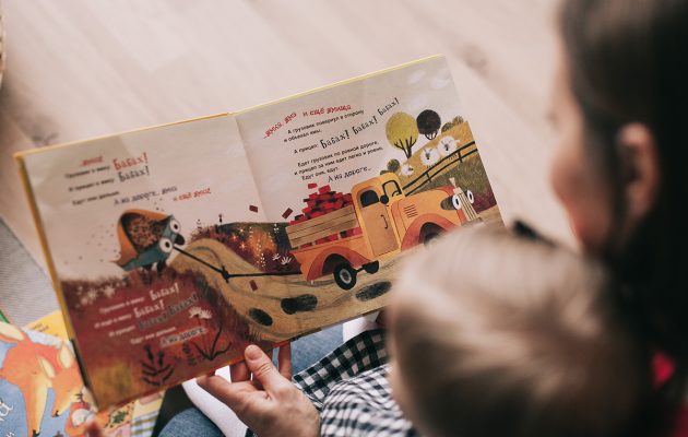 Logoped Andreea Năstase: Cum dezvoltăm limbajul - pe etape de vârstă - RevistaMargot.ro
