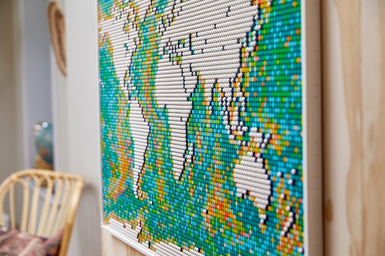 Noua Hartă a Lumii LEGO Art